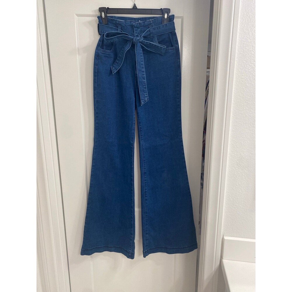 618 | High Waisted Boot Cut Dark Wash Jeans | Size: 6
